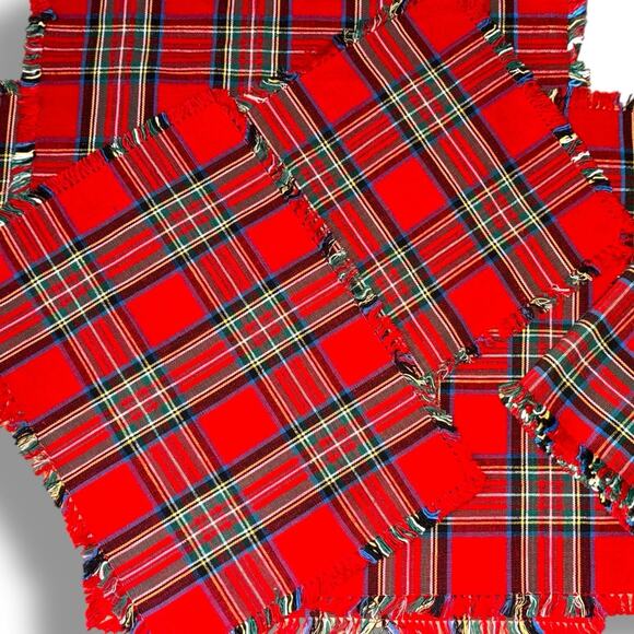 Christmas Red Tartan Plaid (8) Placemats & Table Runner Set NWT - Picture 5 of 6